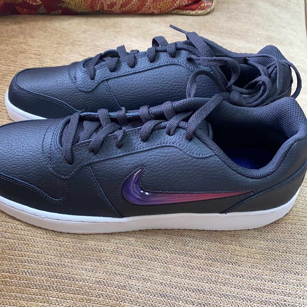 Nike sneakers - Picture 4 of 8
